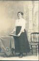 Fotokarte - junge Frau ca. 1910