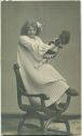 Postkarte - Jella Schreiter mit Puppe