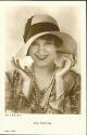 AK - Lily Damita mit Perlenkette und Hut