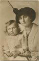 Postkarte - Prinzessin August Wilhelm mit ihrem Sohn