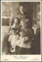 Postkarte - Unser Kaiserpaar mit seinen Enkeln