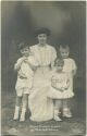 Postkarte - Unsere Kronprinzessin mit ihren drei Söhnen