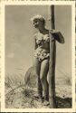 Ansichtskarte - Sonnenanbeterin - Bikini-Mode der 50er Jahre