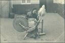 Postkarte - Frau beim Spinnen - Spinnrad - Fileuse de Lin