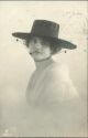 Ansichtskarte - Junge Frau mit Hut