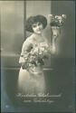 Ansichtskarte - Frau mit Blumentopf