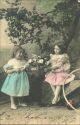 Foto-AK - Zwei Mädchen unter einem Baum - handcoloriert