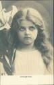 Postkarte - Innocence - Mädchen mit lockigem Haar ca. 1900