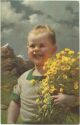Postkarte - Junge mit Blumenstrauss