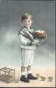 Junge mit Ostereiern und Küken - Postkarte