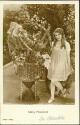 AK - Mary Pickford mit Blumenkorb