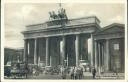 Berliner Verkehr am Brandenburger Tor - Foto-AK