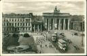 Berlin - Pariser Platz und Brandenburger Tor - Foto-AK