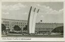 Berlin-Tempelhof - Zentralflughafen - Luftbrückendenkmal - Foto-AK 1952