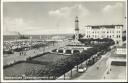 Warnemünde - Strandpromenade mit Leuchtturm - Foto-AK 40er Jahre