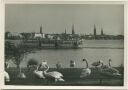 Hamburg - Alster-Schwäne und Stadtblick - Foto-AK