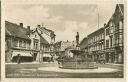 Stendal - Adolf-Hitler-Strasse und Sperlingsbrunnen - Tankstelle - Foto-AK