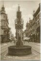 Freiburg - Gotischer Brunnen in der Kaiserstrasse - Foto-AK