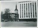 Baltikum - Foto - Reval Mai 1942 - Kommandantur-Hochhaus und 500Jahre alte Nikolaikirche