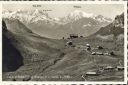 Chalets et Restaurant de Bretaye et la chaine du mt. Blanc