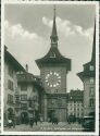 Bern - Kramgasse mit Zeitglockenturm - Strassenbahn
